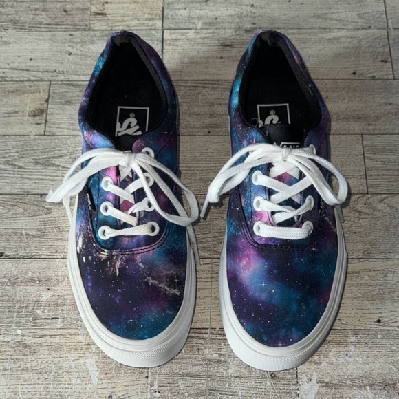 Vans, Galaxy Print, Lace-Up Low Tops - Picture 3 of 9